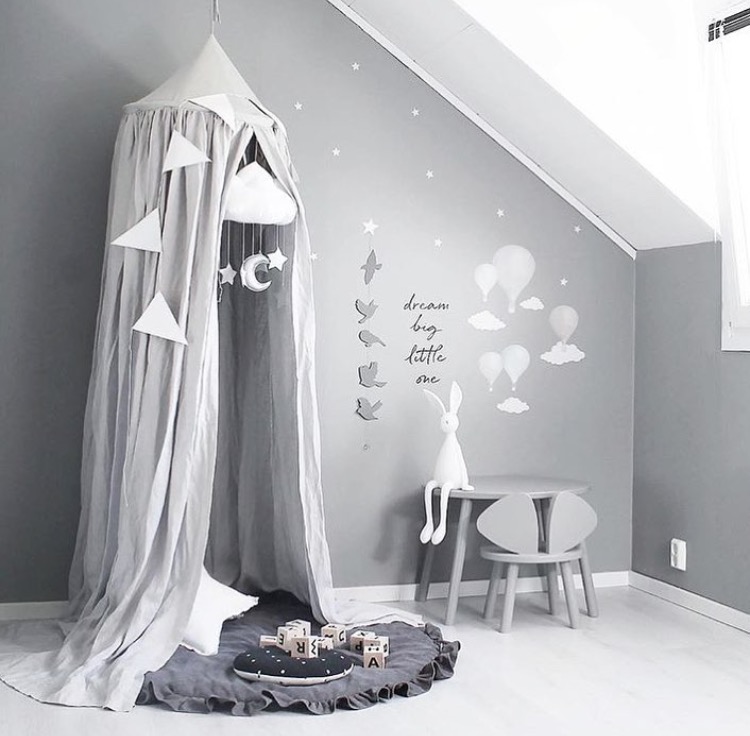 Large grey maxi bed canopy in linen, Cotton&Sweets 