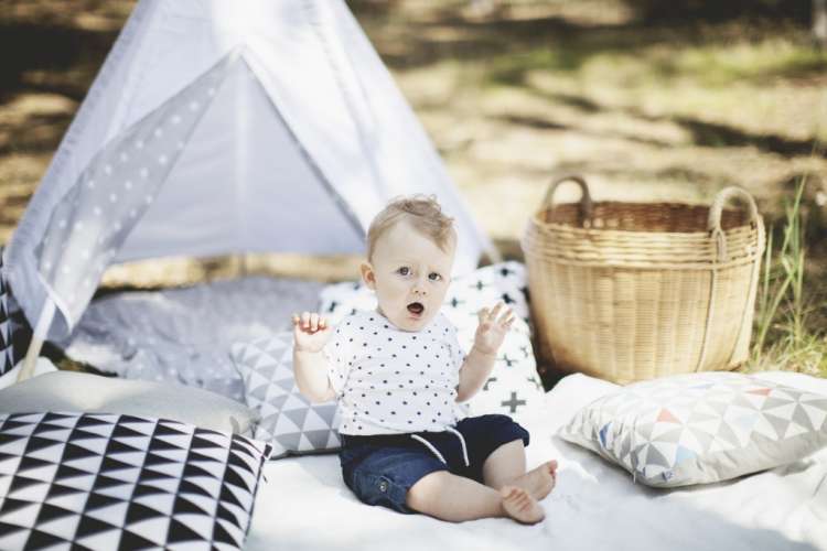 Reading tent tipi - stars, little nomad 