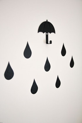 Black metal wall hanging for children's room, umbrella