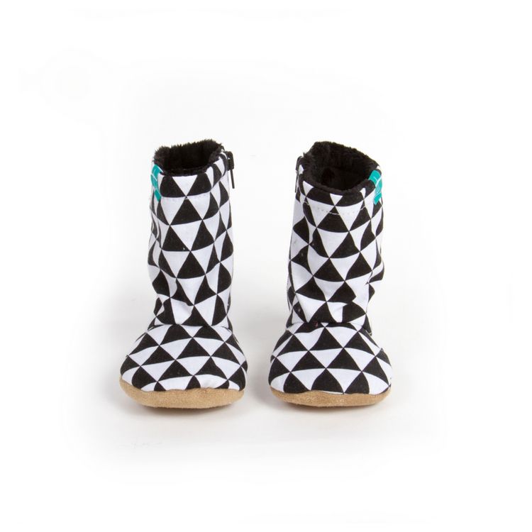 Baby boots for babies, triangles Baby boots for babies, triangles