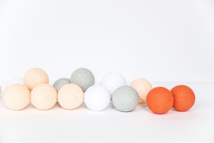 Happy Lights Youssef 20 cotton balls (light grey, orange, white, beige) 