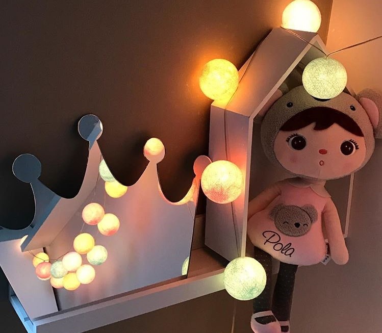 Mirror princess crown for children's room 