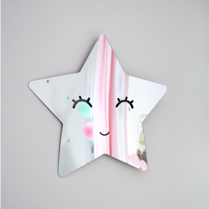 Mirror silver star with eyelashes