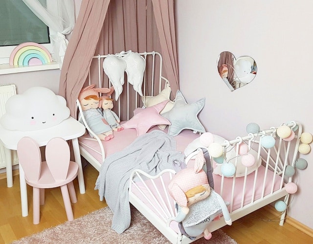 Hjärta spegel, barnspegel till barnrummet babylove.se