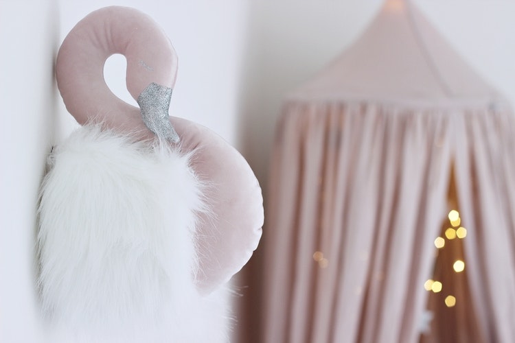 Wall decoration powder pink swan with white down, Cotton & Sweets 