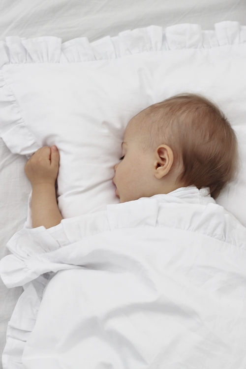 Vit newborn bäddset med kudde och täcke vagga,  Cotton & Sweets 