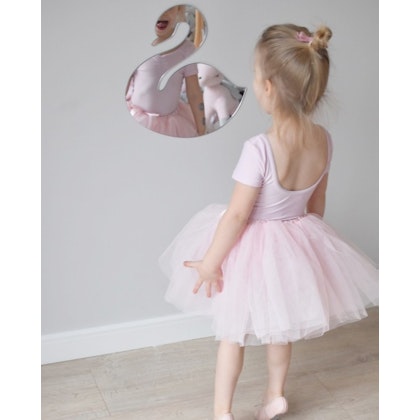 Mirror swan for children's room