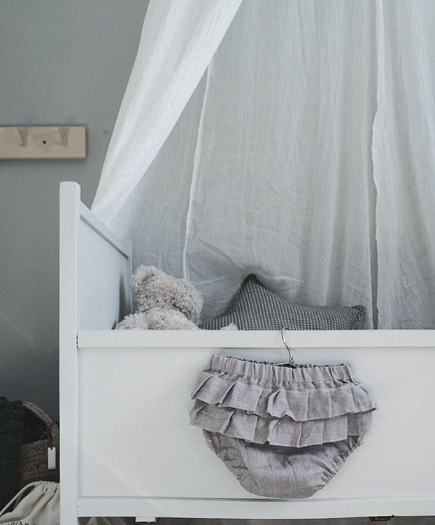 Grey bloomers in linen with flounce 