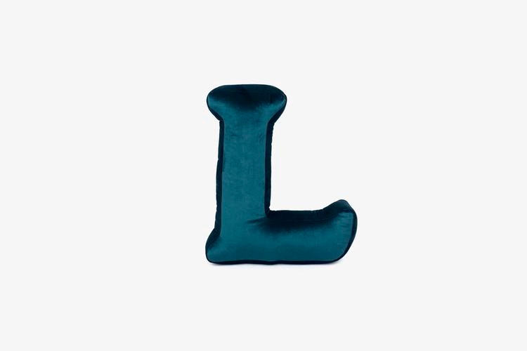 Velvet alphabet pillow - Letter L 