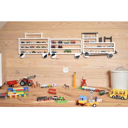 Shelf for the children's room