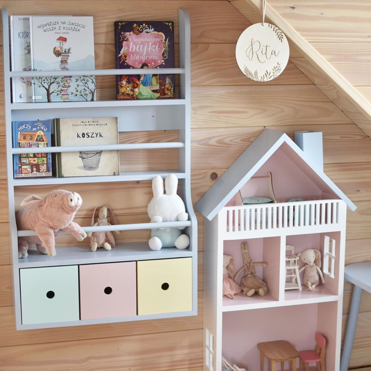 Handmade wooden dollhouse 