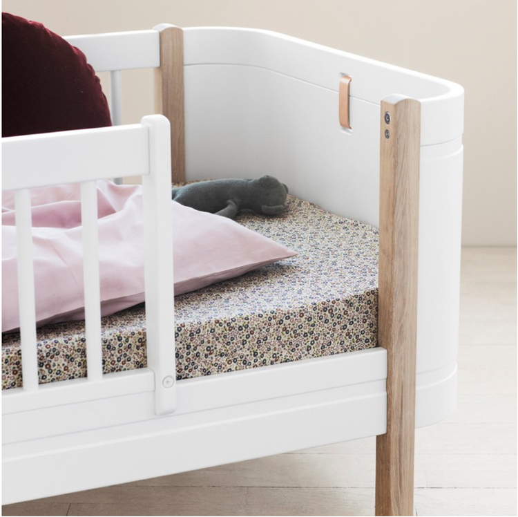 Oliver furniture meegroei store bed cot oak