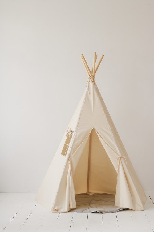 Moi Mili, tipi tent beige
