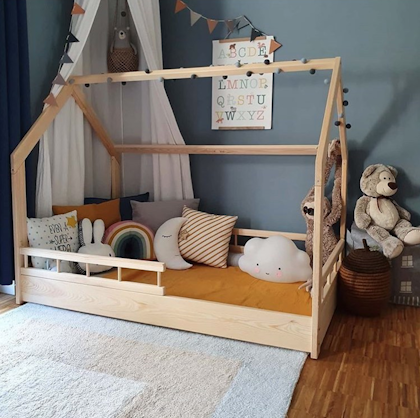 House Bed for children's room with safety rail