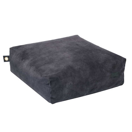 Fayne, sittpuff premium square velvet, graphite