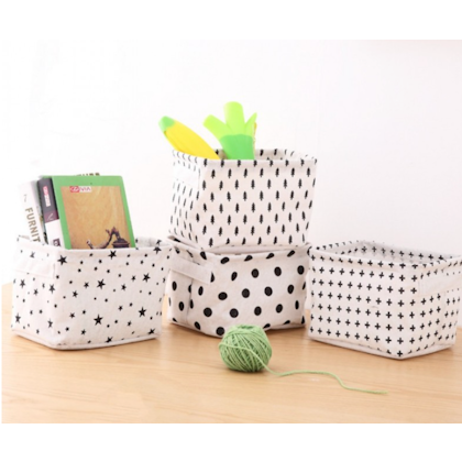 Small storage basket stars