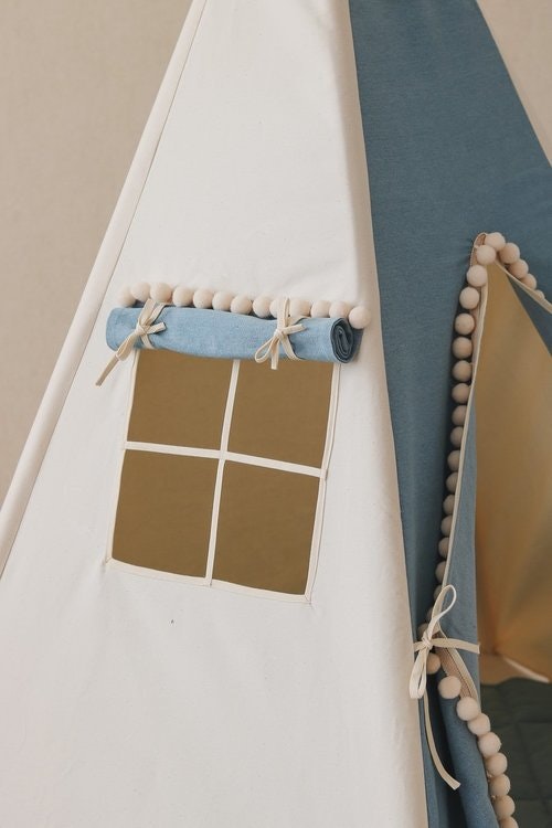Moi Mili, jeans tipi tent with pompom