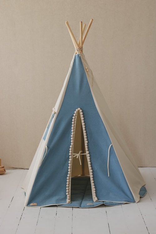 Moi Mili, jeans tipi tent with pompom 
