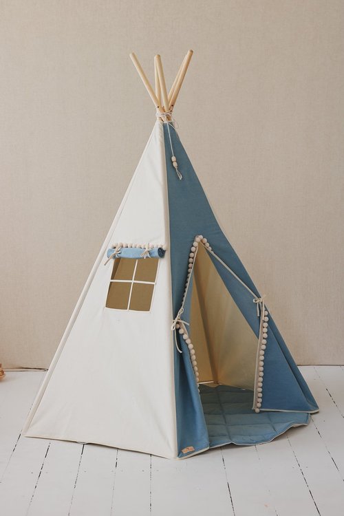 Moi Mili, jeans tipi tent with pompom 