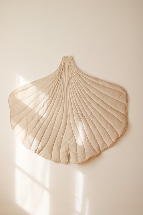 Moi Mili, play mat in velvet ginkgo, cream