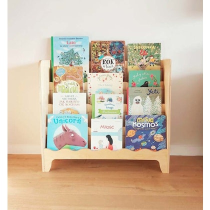 Natural floor book shelf for the children's room