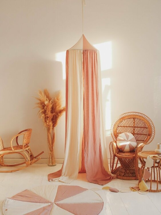 Moi Mili, Bed canopy - Rose Circus 