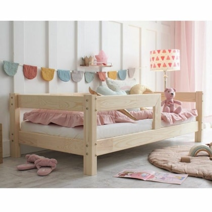 Sofia bed with barrier
