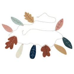 Sebra, garland in felt, leaves