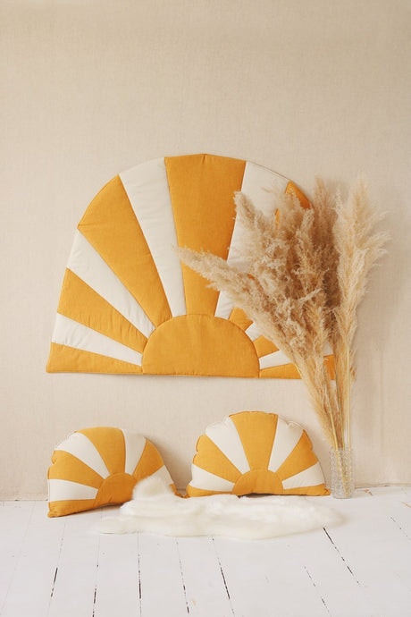 Moi Mili, linen cushion Yellow Sun 