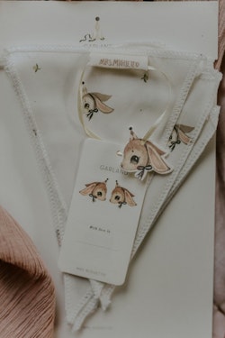 Mrs Mighetto, garland Long Ear Off White