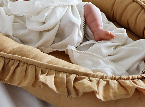 Cotton & Sweets , caramel baby nest in 100% linen 