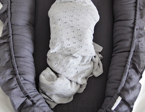 Cotton & Sweets , graphite baby nest in 100% linen 
