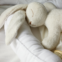 Cotton & Sweets, white classic baby nest in 100% linen