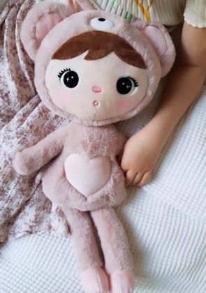 Rosa teddybjörn, stor docka med namn