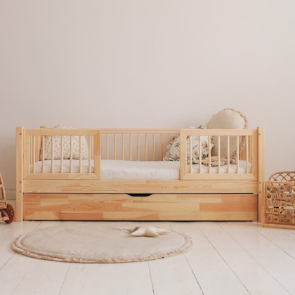 Children's bed Adele with guard rail and storage box