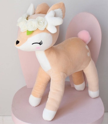 Deer with flower wreath, doll with name