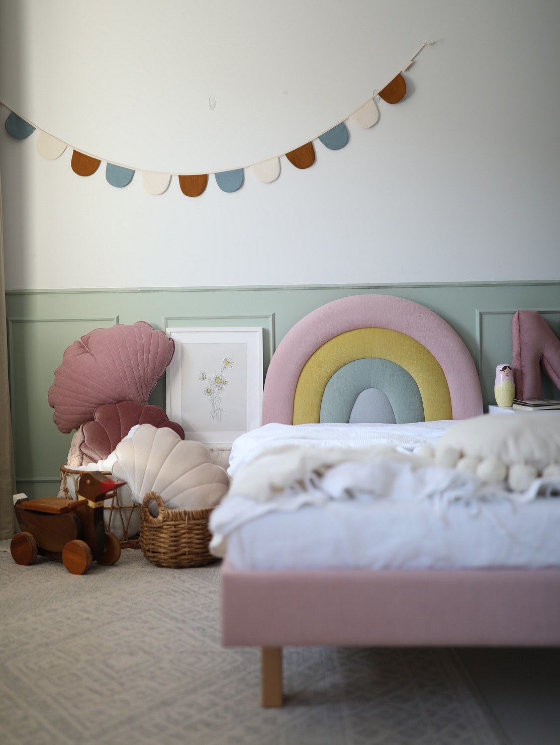 Headboard for the children's bed, Pastel rainbow 