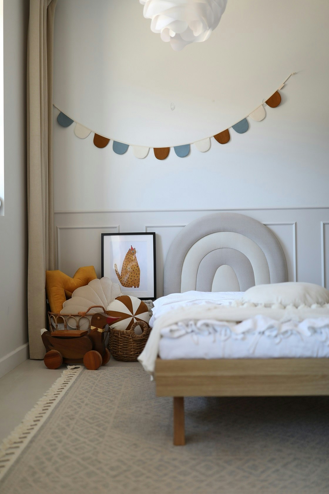 Headboard for the children's bed, Sand rainbow 