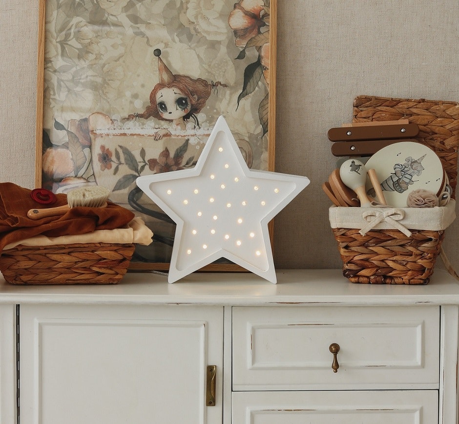 Night light for children's room white star lamp, Little Lights 