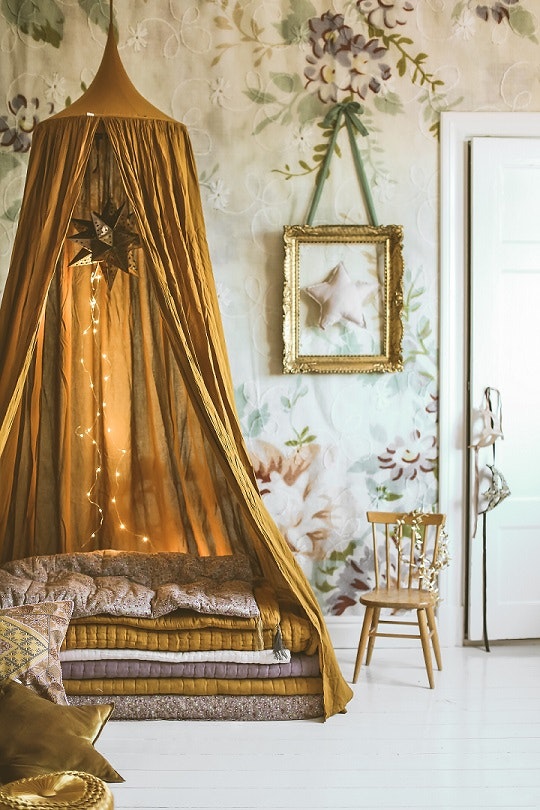 Numero 74, bed canopy with LED lights, gold - Babylove.se