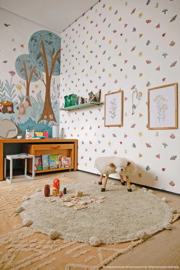 Lorena Canals carpet for children's room, bubbly Natural vintage olive 