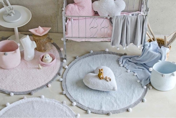 Lorena Canals carpet for children's room, bubbly pink 