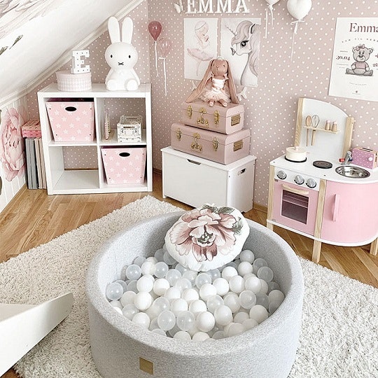 Meow, light grey ball pit with 200 optional balls 