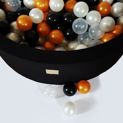 Meow, black ball pit with 250 balls, Glamour 