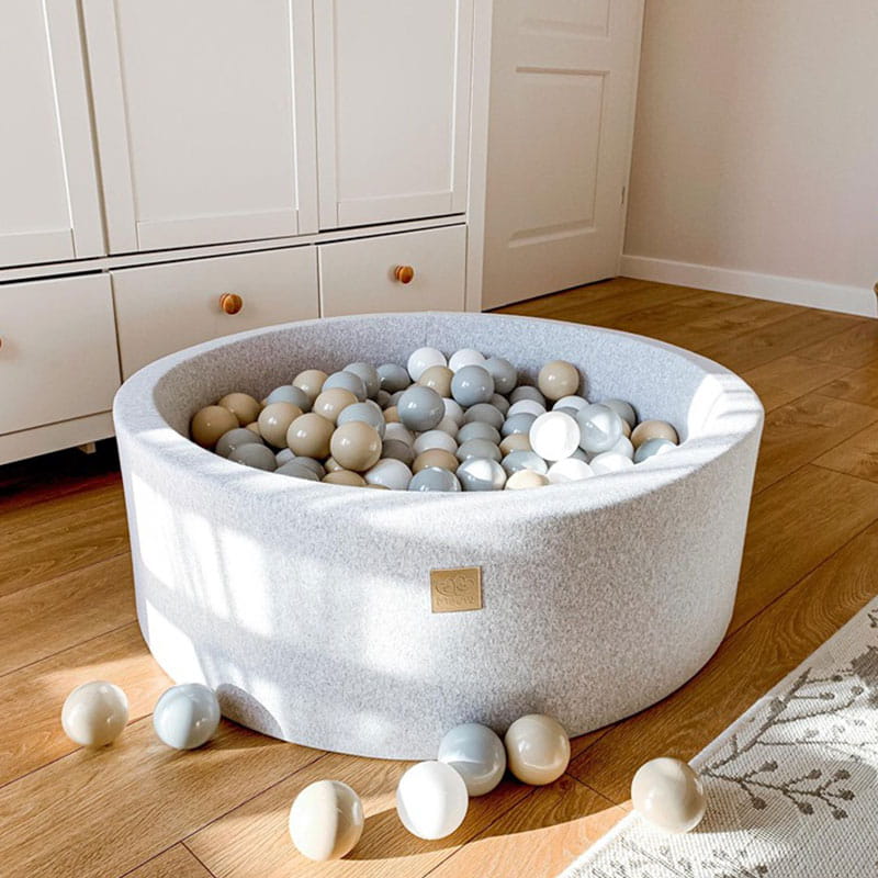 Meow, light grey ball pit 90x40 with 200 balls of your choice 