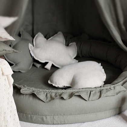 Cotton & Sweets olive junior nest in 100% linen