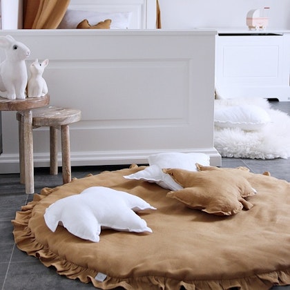 Caramel play mat DeLuxe in linen with flounce , Cotton & Sweets