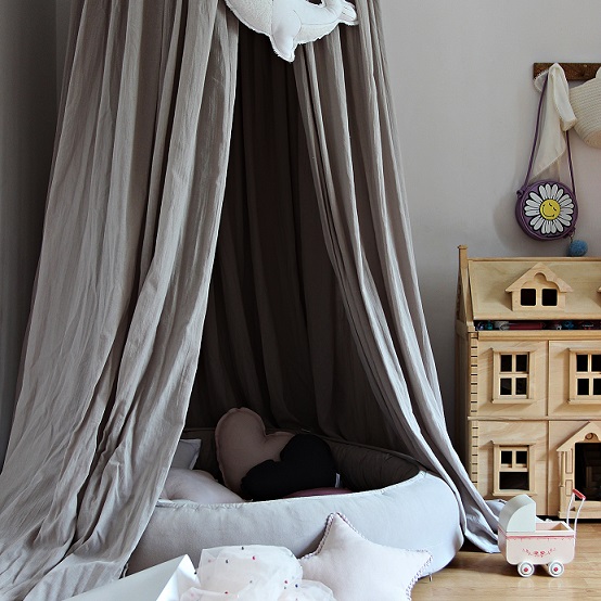 Dark beige cotton bed canopy for the children's room, Cotton & Sweets 