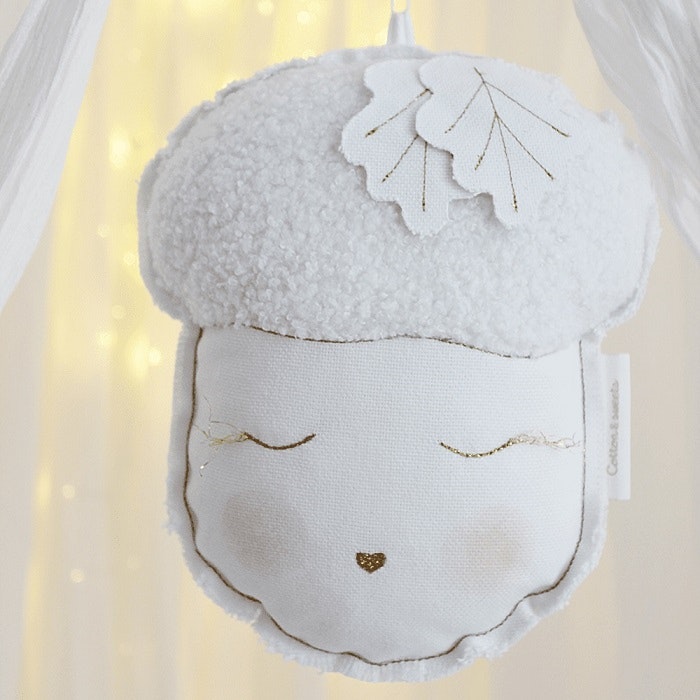 Cotton & Sweets, bed mobile wall decoration white acorn 