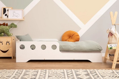 White children's bed with barrier, Tura